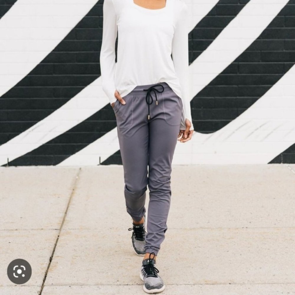 Zyia Active Unwind Nylon Athleisure Comfy Jogger Pants Grey Size Small